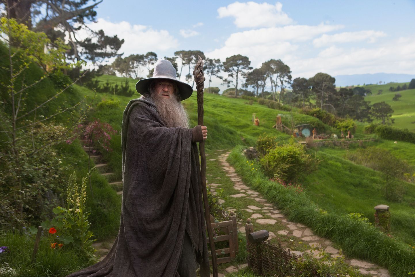 Kaader filmist «The Hobbit: An Unexpected Journey». Fotol Briti näitleja Ian McKellen Gandalfina