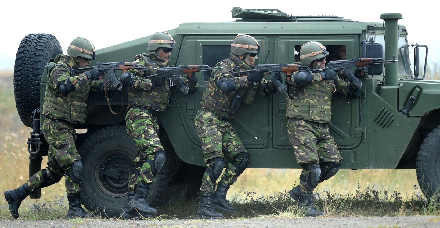 Rumeenia sõdurid juulis Gruusias peetud rahvusvahelisel õppusel Agile Spirit 2015.