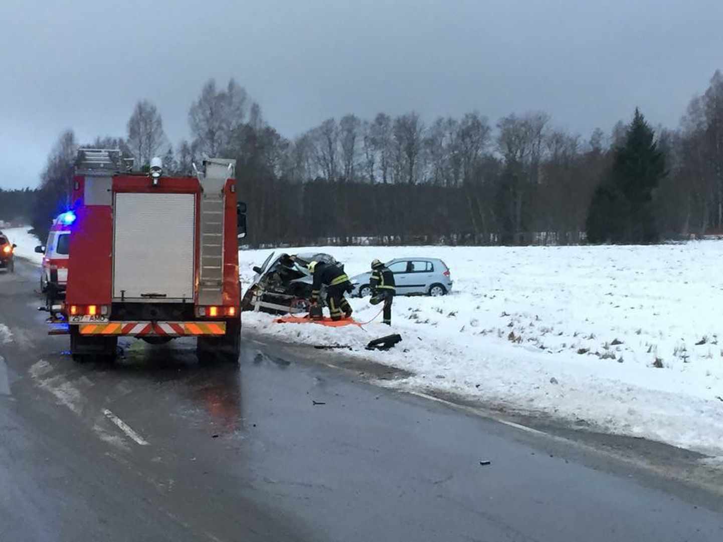 Traagiline liiklusõnnetus Pärnumaal.