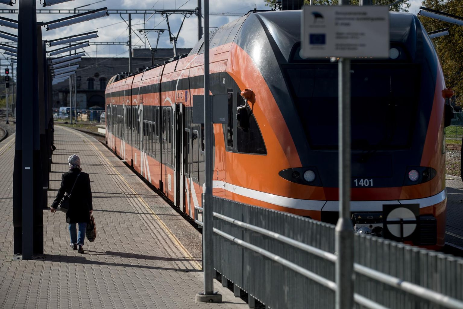 Elroni rong Tallinnas Balti jaamas