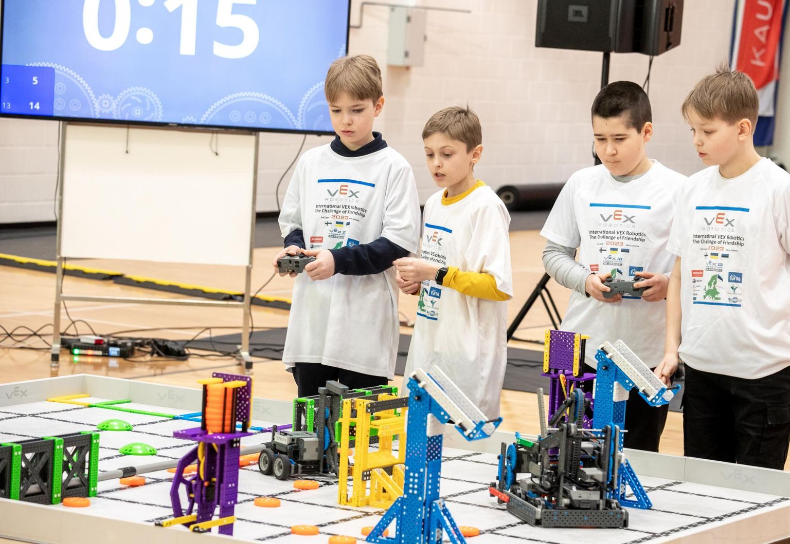 Robotid peavad olema võimelised täitma mitmesuguseid ülesandeid.