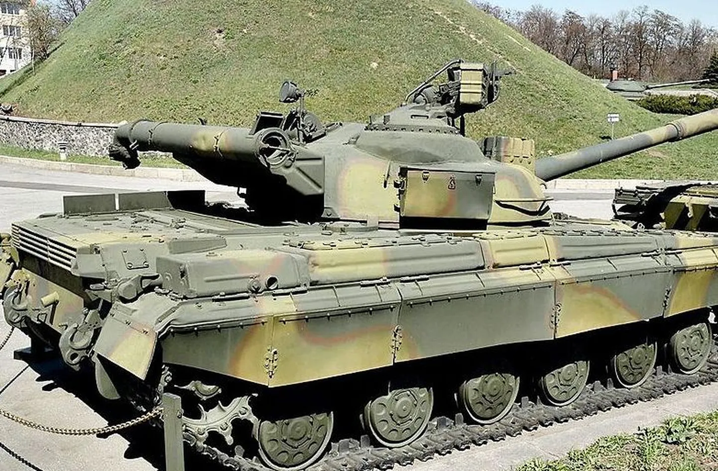 Tank T-64