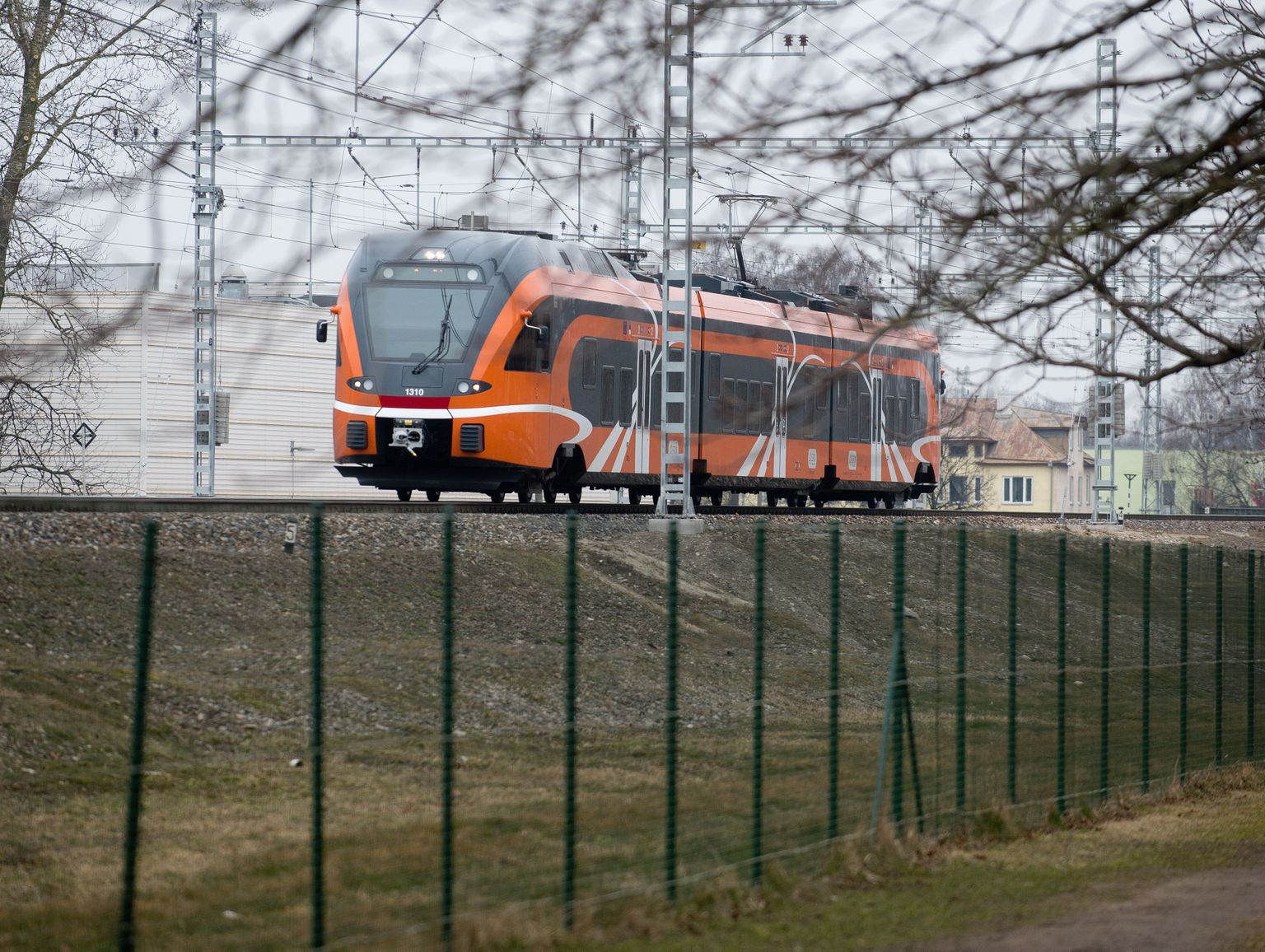 Elroni elektrirong ei jõua Põlvasse ega Valka ka tulevikus.