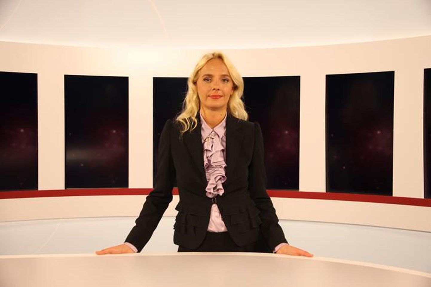 TV3 „Seitsmeste uudiste“ meeskonda lisandus Pille Minev, kes asus ametisse uudisteankruna