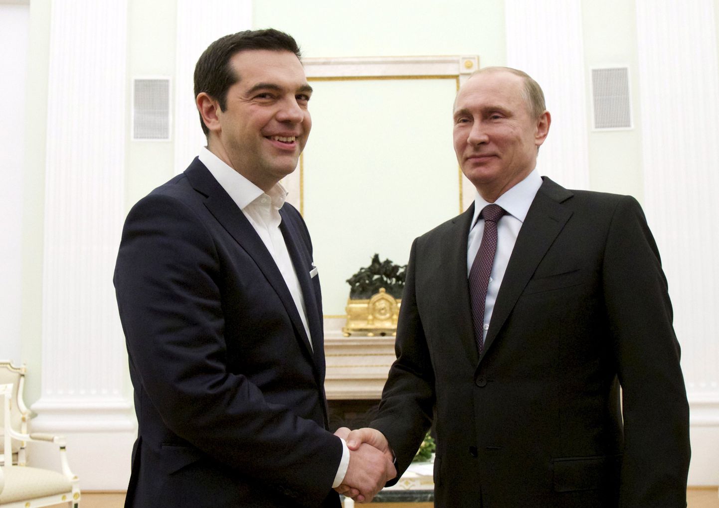 Putini ja Tsiprase käepigistus täna Moskvas.