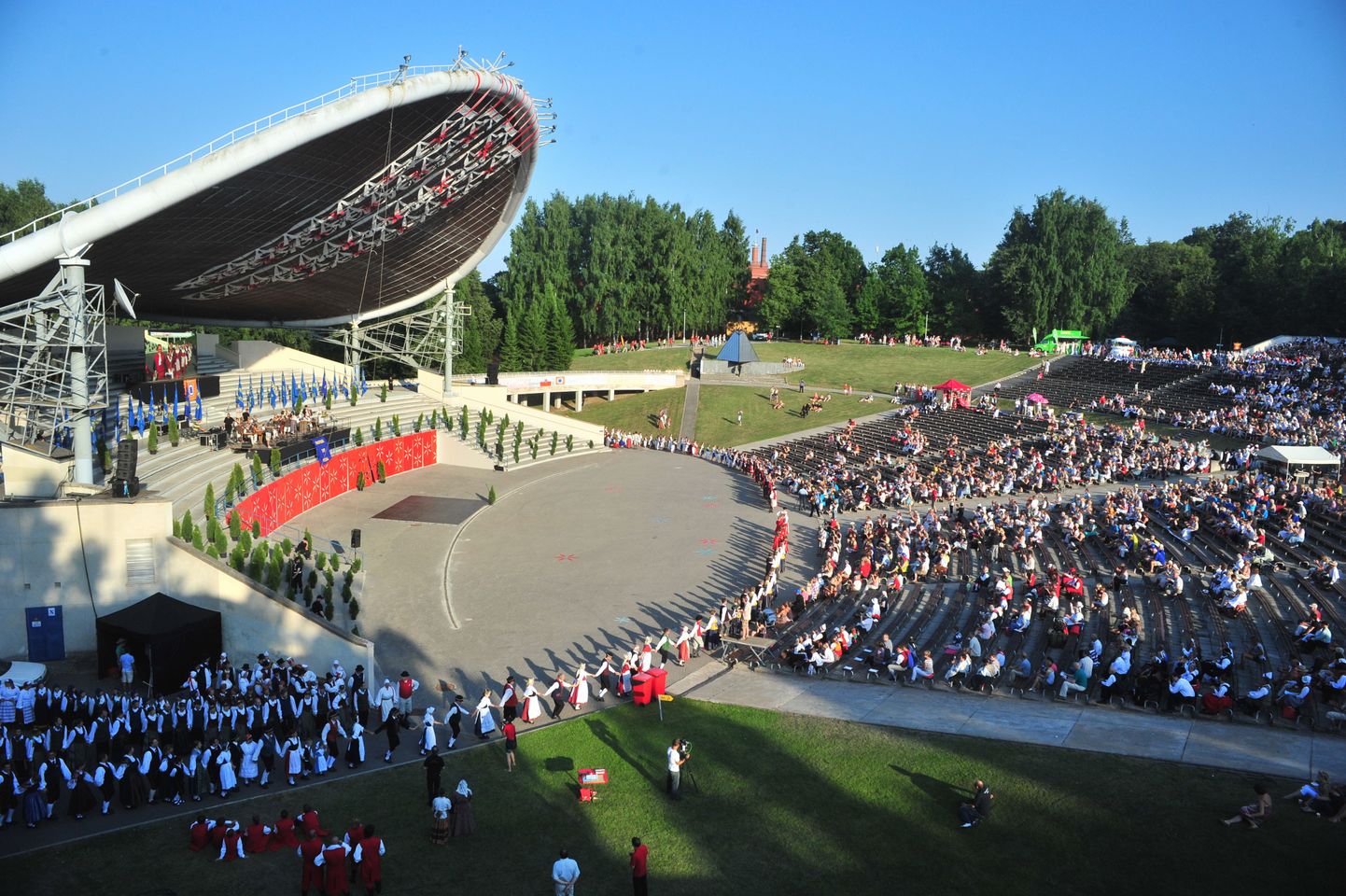 21 juunil peeti Tartu Laululaval Europeade 2011 avakontsert.