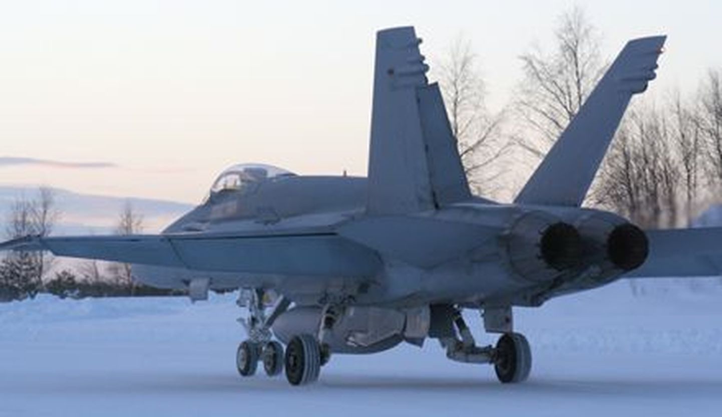 Финский истребитель Hornet F-18.