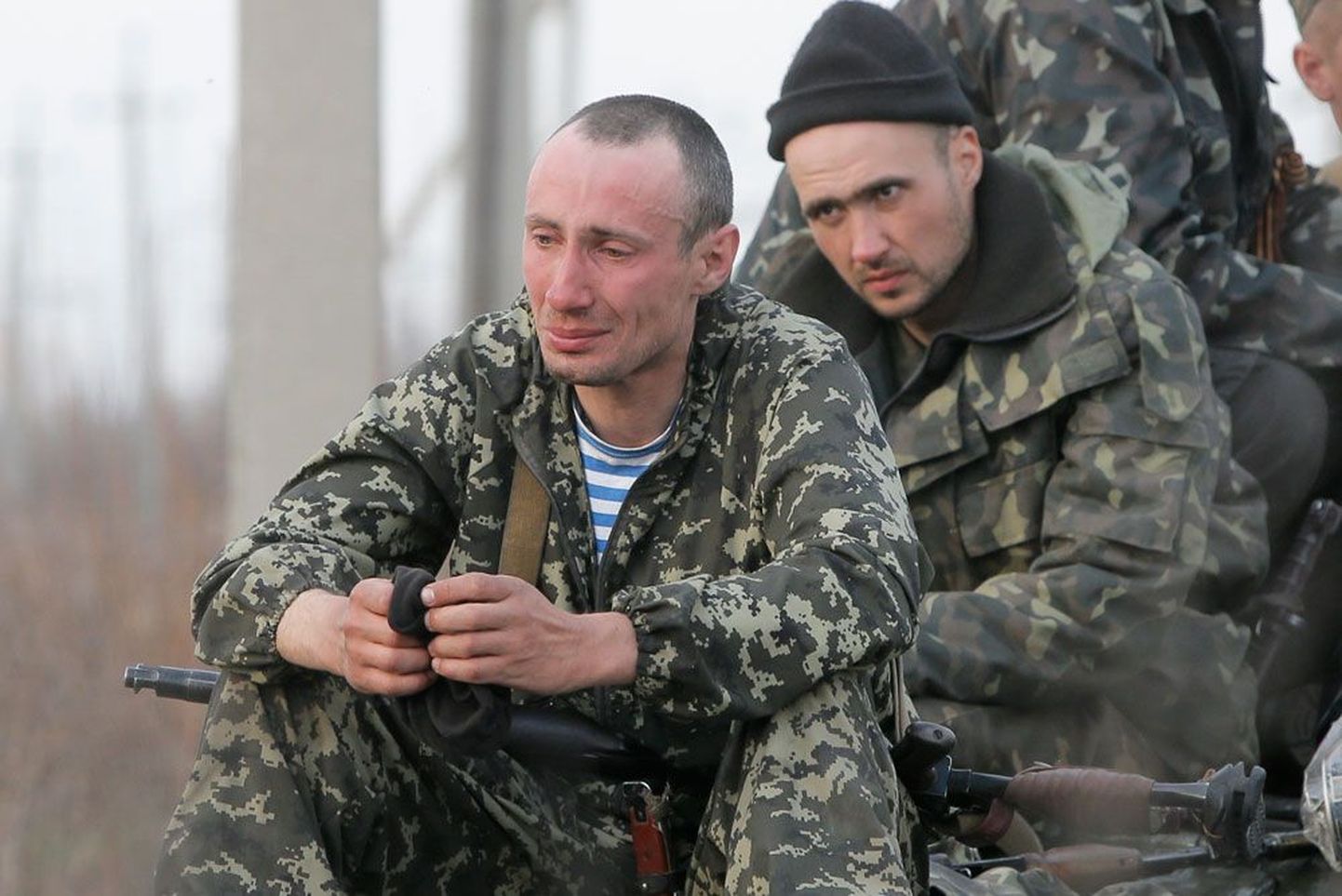 Kramatorskis sisse piiratud Ukraina sõdurite seas valitsesid sünged ja nukrad meeleolud.