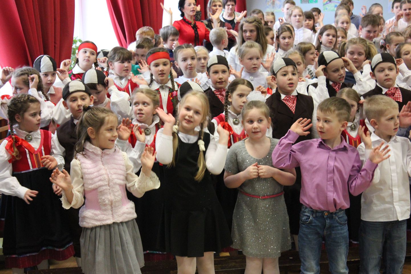 Tammsaare kooli 10. keelepeost võttis osa kuus kooli üle Eesti.