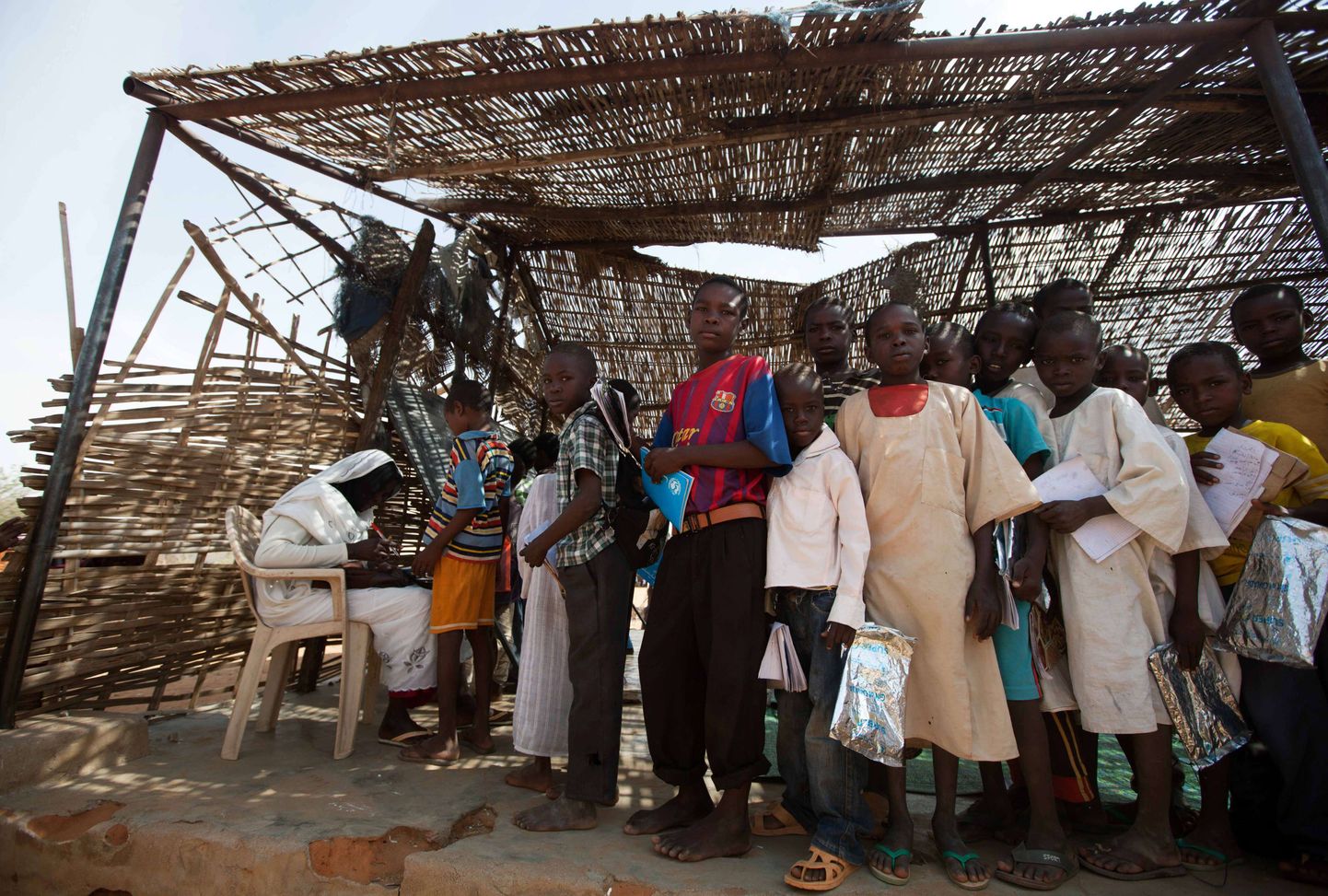 Lapsed koolitunnis Lõuna-Sudaanis, Darfuris.