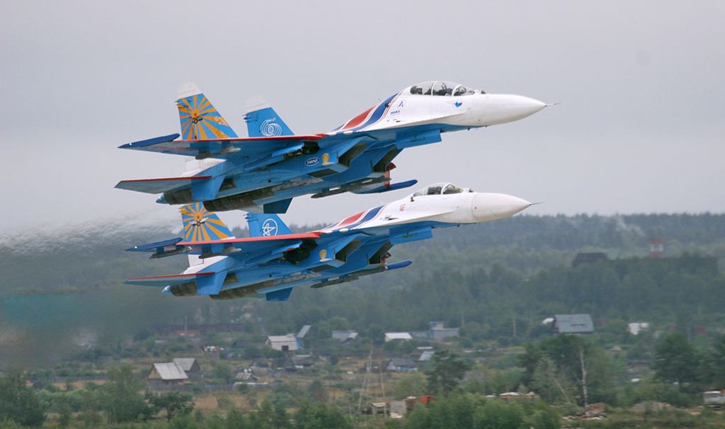 Su-27-tüüpi hävitajad SRÜ riikide ühisõppustel.