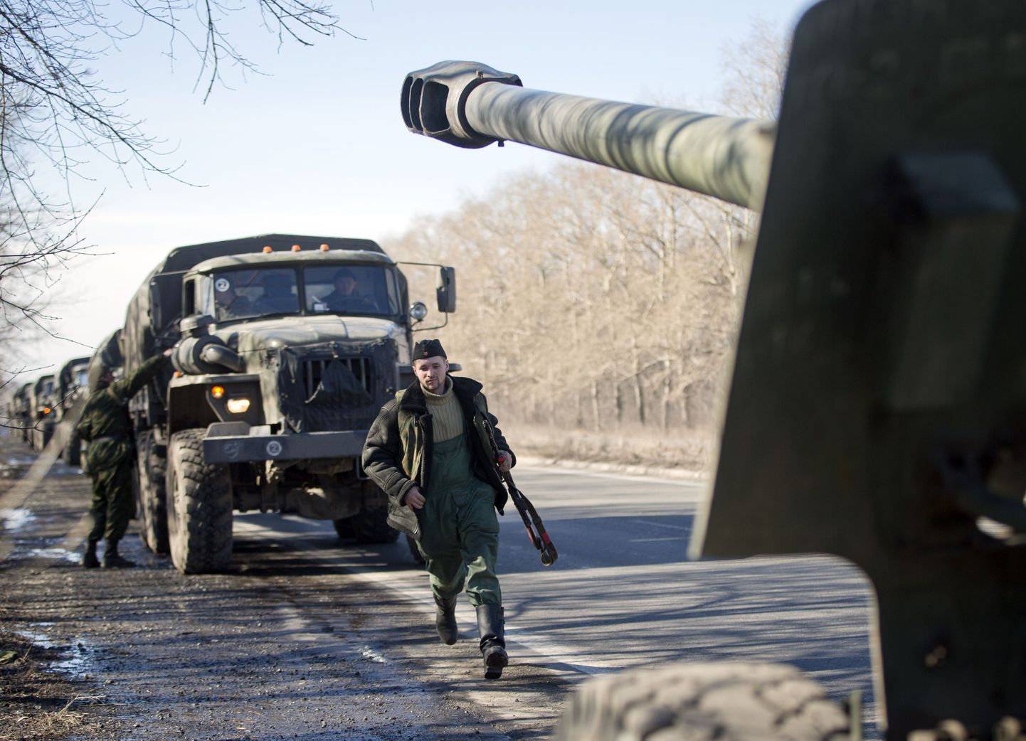 Venemeelsete separatistide konvoi üleeile Donetski oblastis.