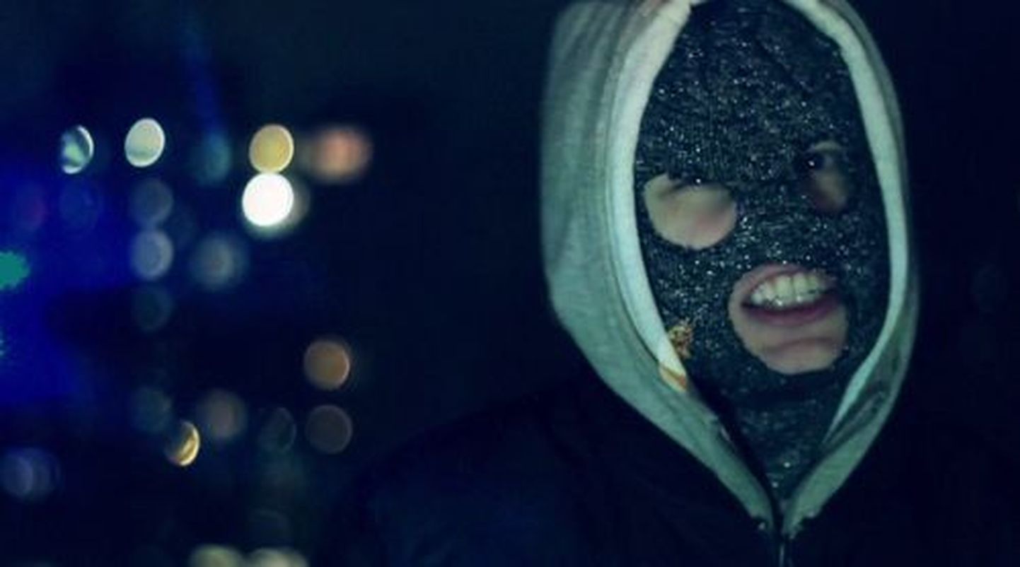 Pärnu hip-hop duo Extinction Plaza detsembris avalikustatud laulule “No Sleep” on nüüd valminud ka muusikaklipp