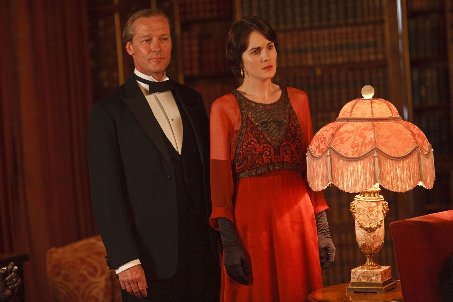 Stseen seriaalist «Downton Abbey». Pildil näitlejad Iain Glen ja Michelle Dockery