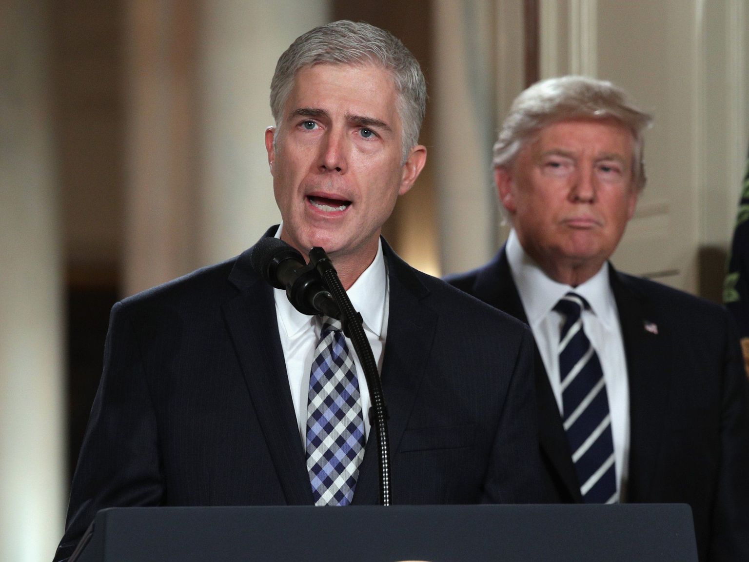 Neil Gorsuch ja Donald Trump.