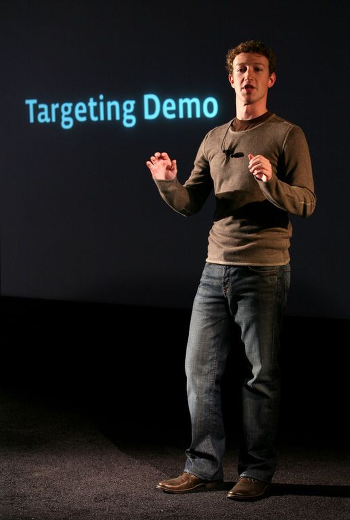 Mark Zukerberg New Yorgis uue Facebooki reklaamiprogrammi esitlusel.