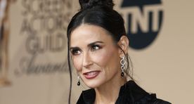 Mida!? Demi Moore'il kukkusid stressist kaks esihammast välja