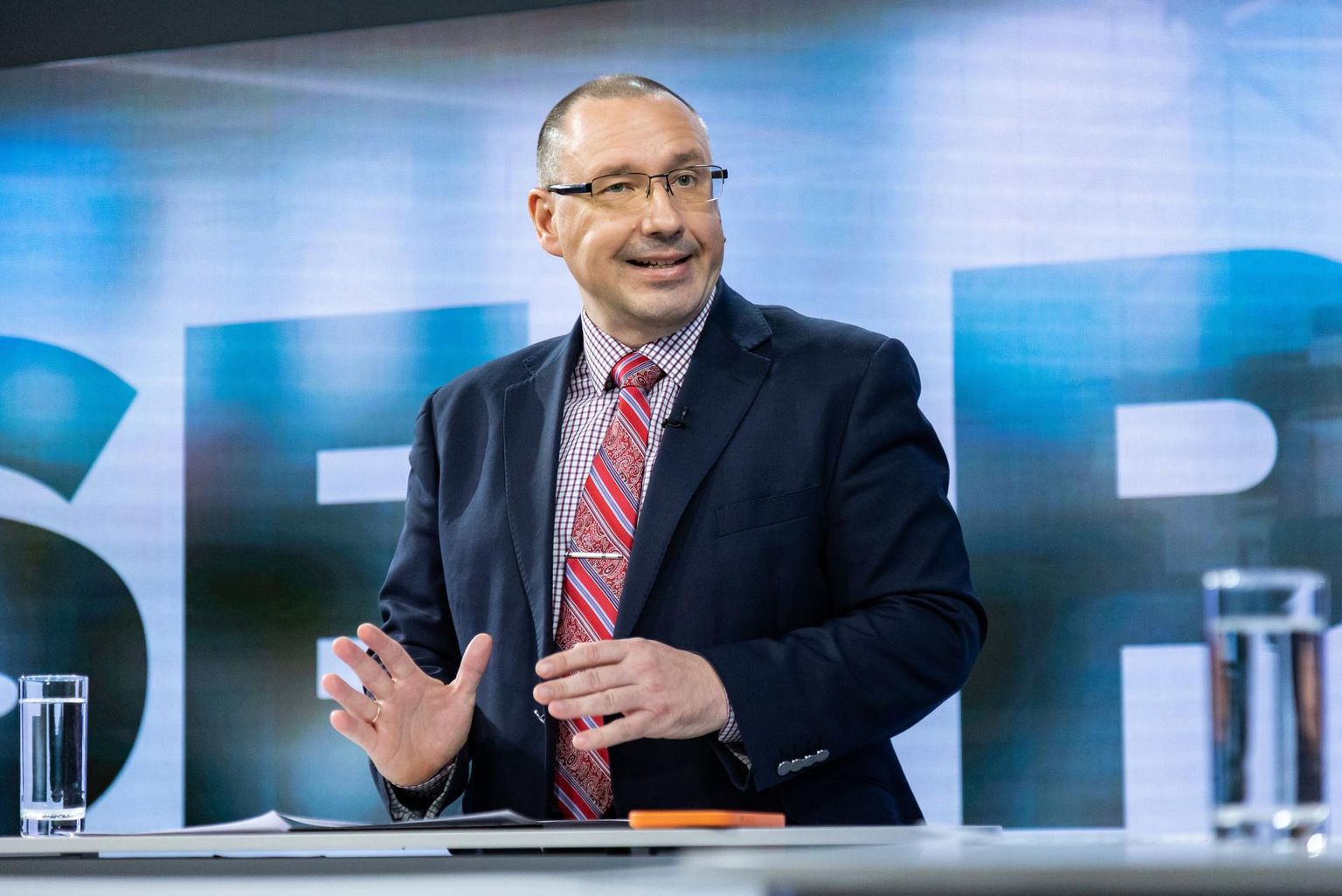 Arkadi Popov: «Peab tunnistama, et koroonaviirus on vastasena päris kaval.»
