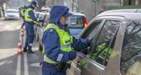 Õiguskomisjon vähendaks politsei kohustusi puhumisreidil