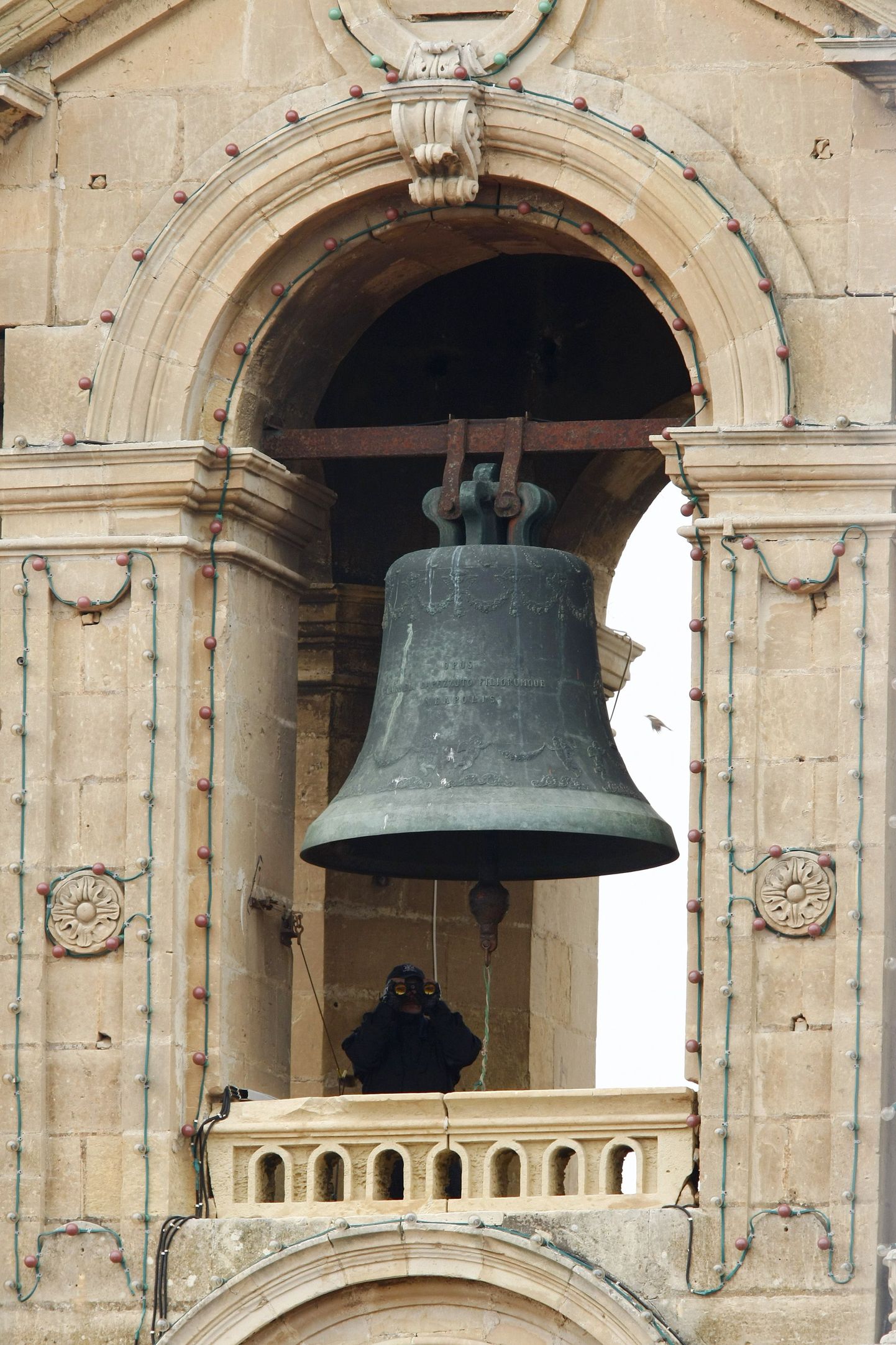 Церковный колокол, фото иллюстратвное