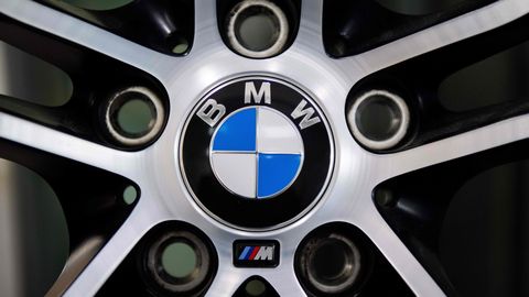 BMW     M8