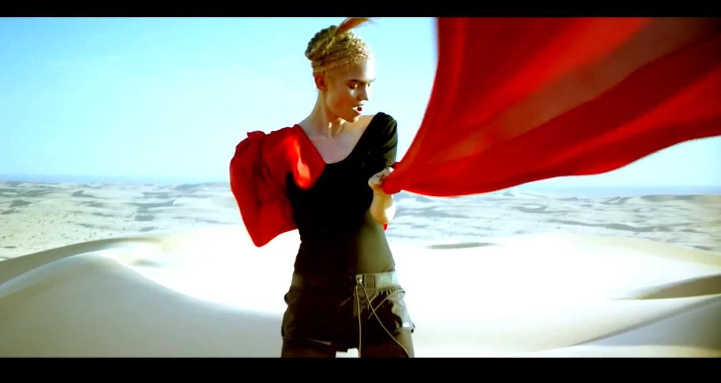 Grimes avaldas muusikavideo loole «Go» ft. Blood Diamonds