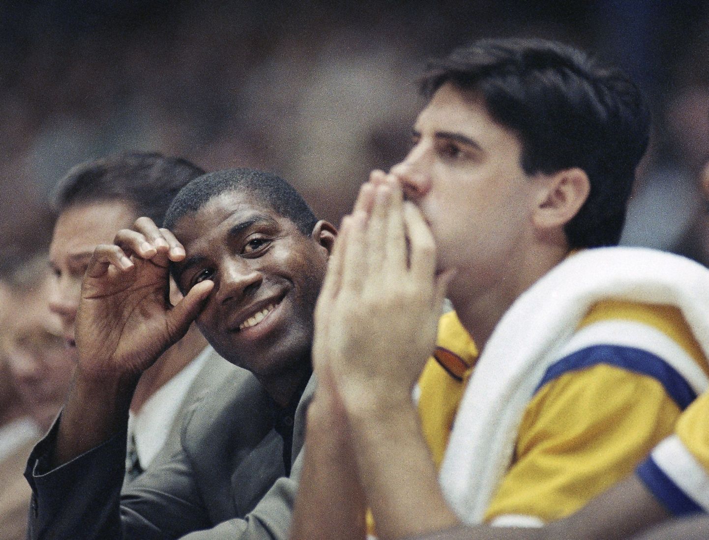 Los Angeles Lakersi varumeestepink 1991. aastal - Magic Johnson ja Jack Haley (paremal)