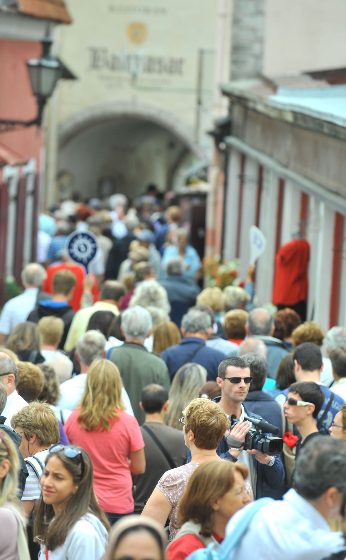 Tallinnas peatus kolmapäeval kuus lõbusõidulaeva ning üle 9000 turisti, kellest enamik käisid vanalinnaga tutvumas.