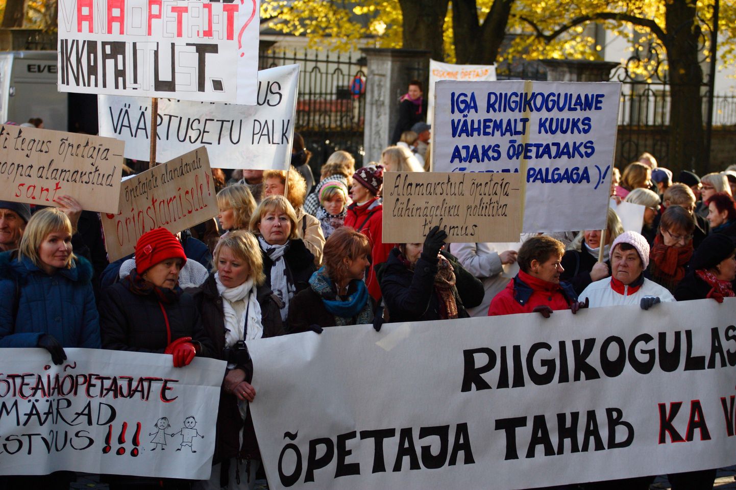 Tallinna lasteaedadele õpetajate streigi ajal kohustust uksi lahti hoida ei pandud.
