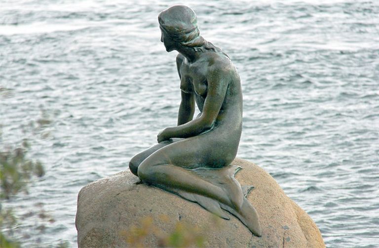 Slavenā nāriņas skulptūra Kopenhāgenā