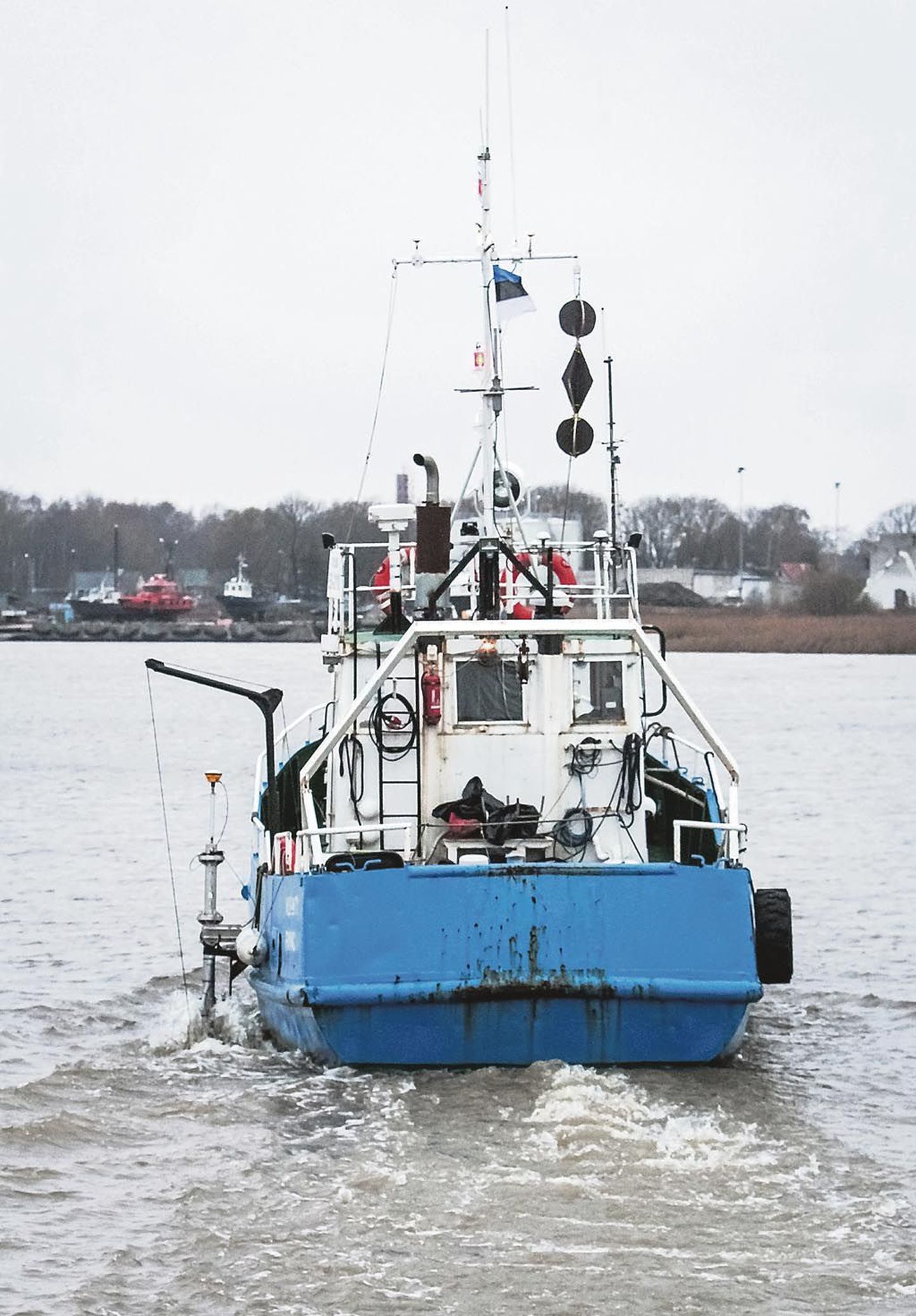 Pärnu sadama süvendustöö järel käib laevakanali täpne mõõdistamine, et see uuena merekaardile kanda.
