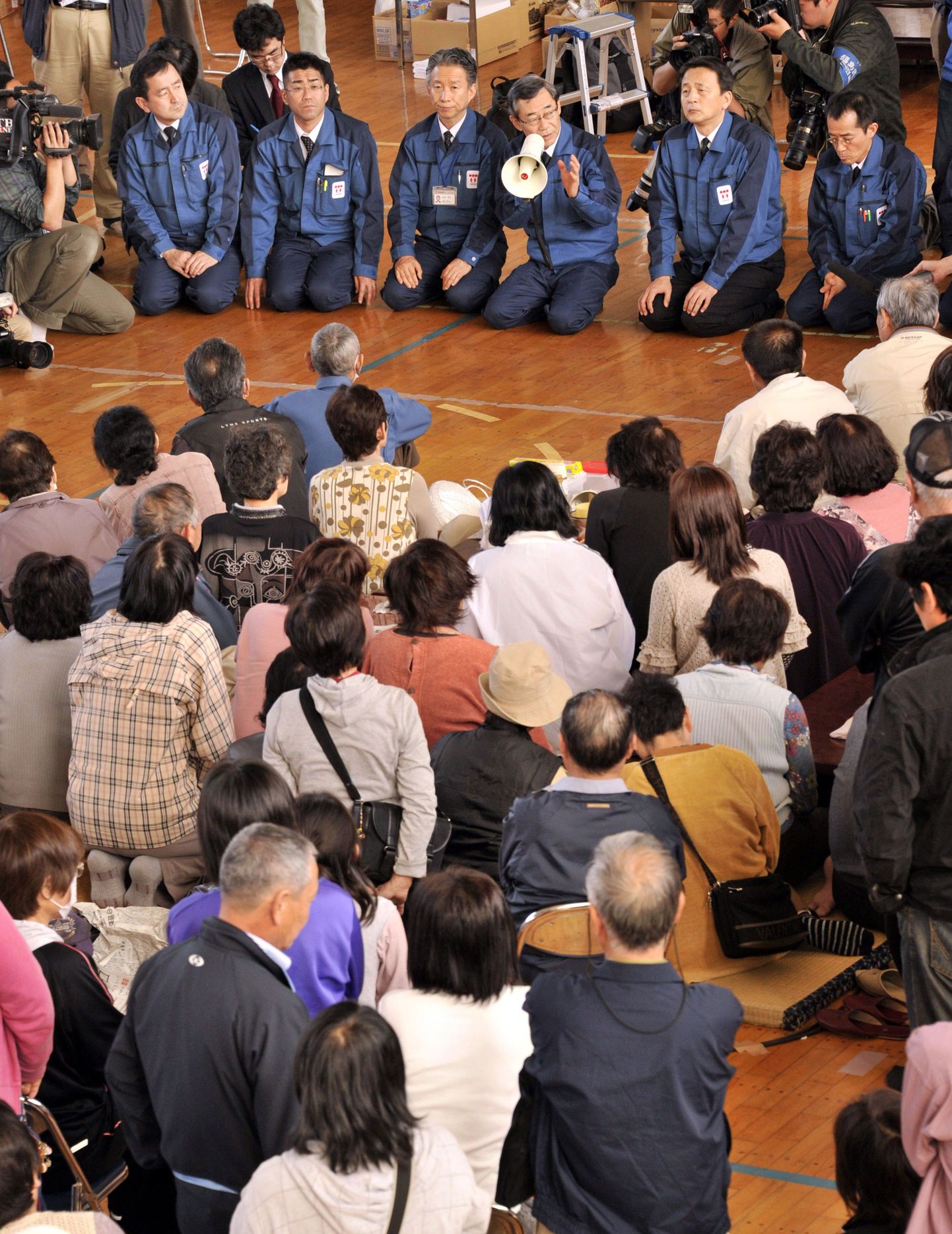 Jaapani firma käskis 2700 töötajal ühesuguse soengu lõigata