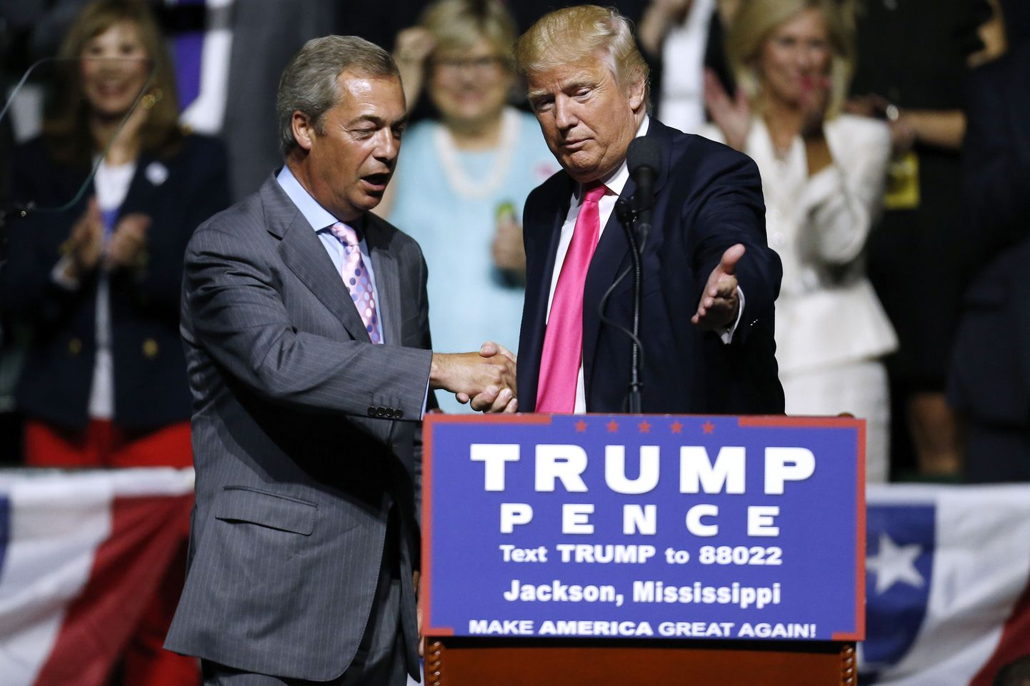 Kuigi Nigel Farage`i (vasakul) ja Donadld Trumpi lahutab Atlandi ookean, leiavad nad üksteises mõndagi ühist.