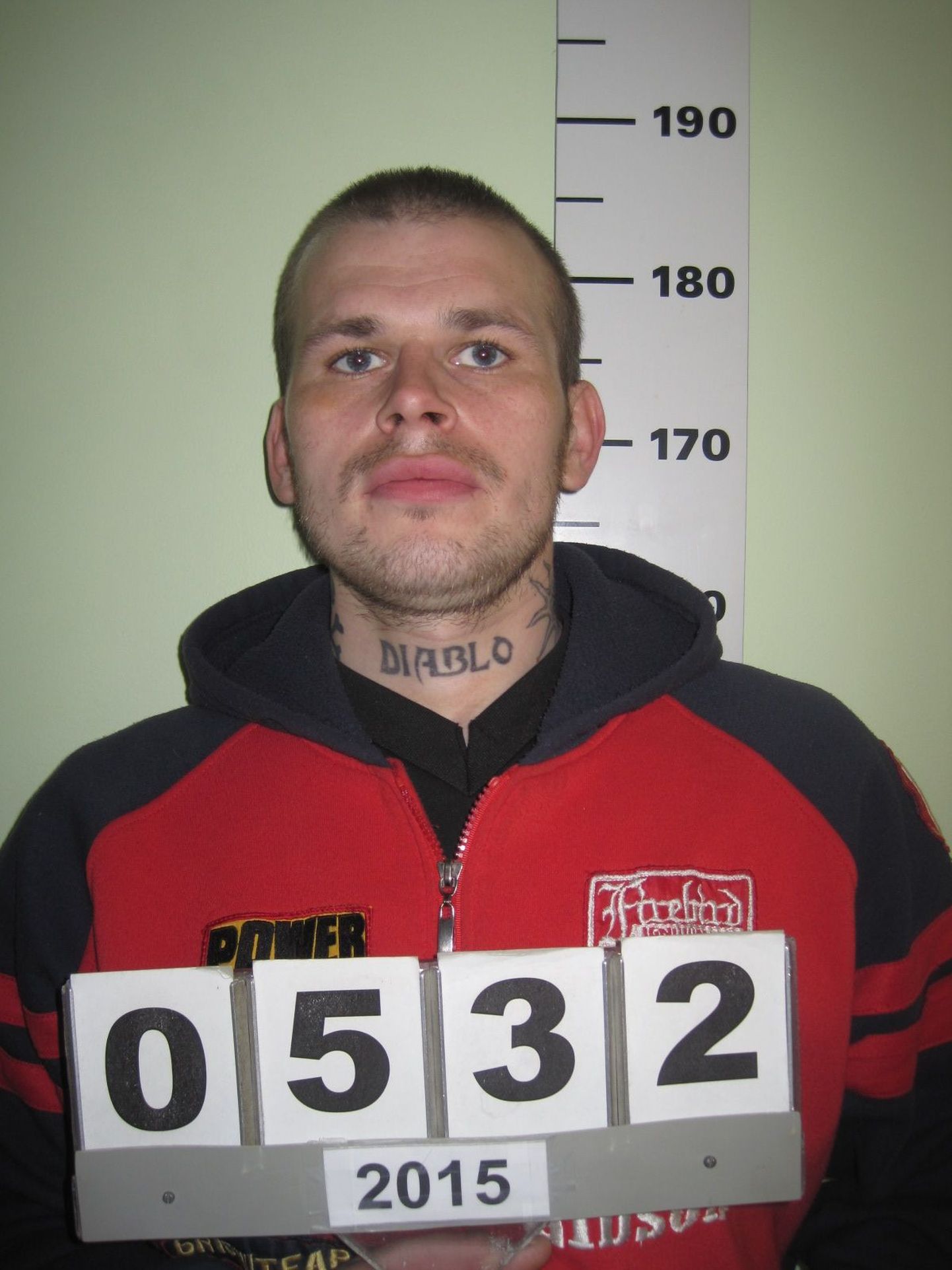 Fentanüüliga äritsemise eest kuueks aastaks vangi mõistetud 29-aastane Deniss.