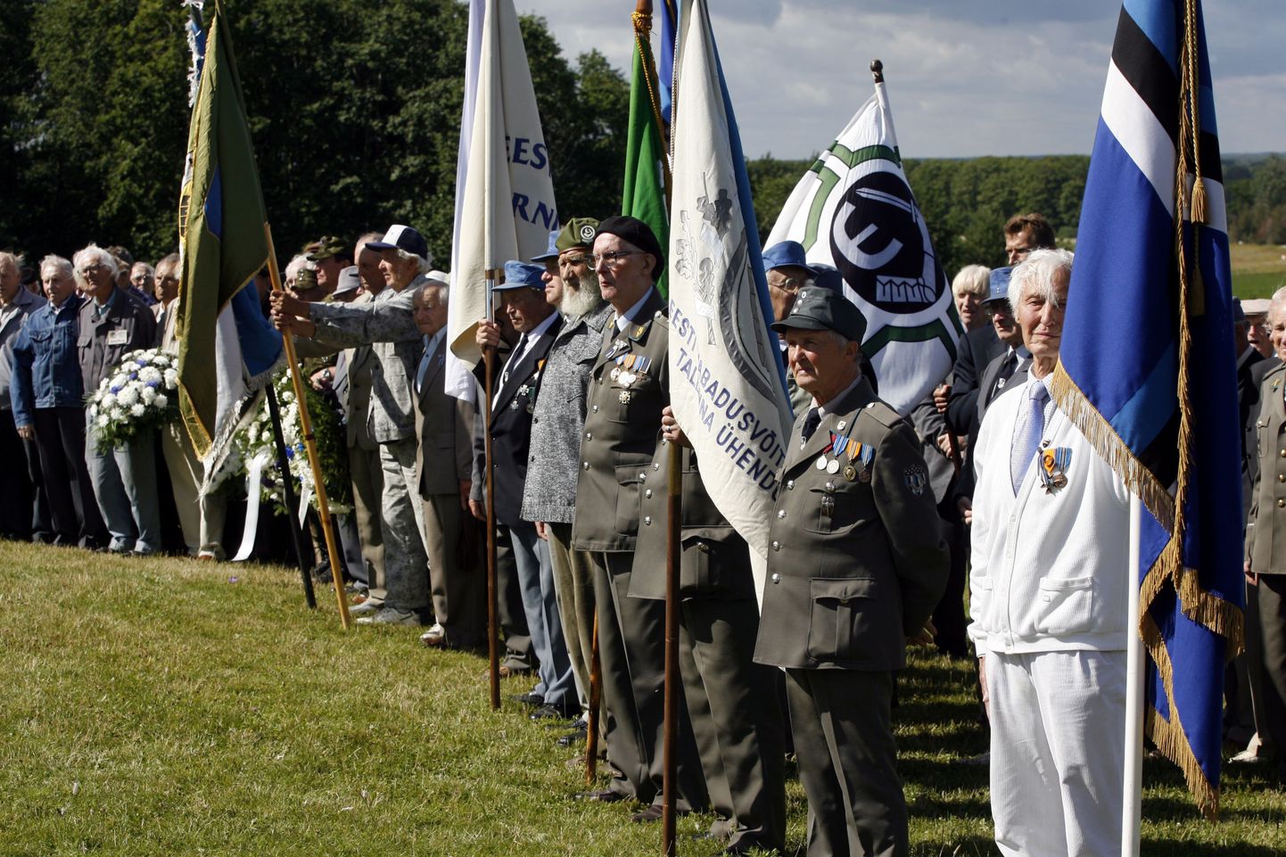 Слет ветеранов, воевавших на стороне Германии, в Синимяэ летом 2008 года.