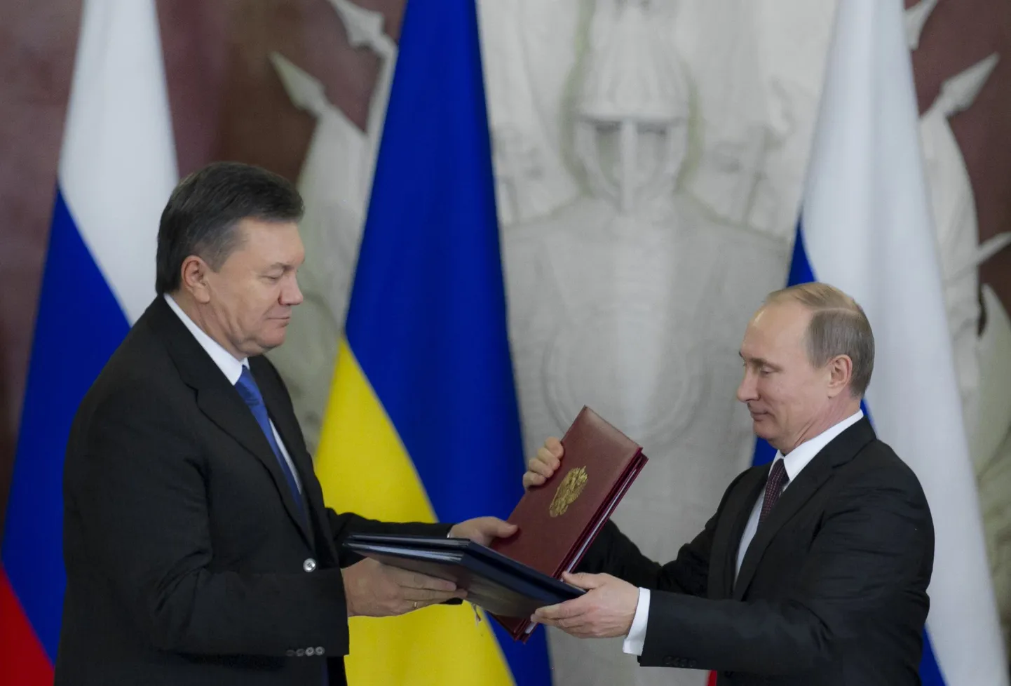 Виктор Янукович и Владимир Путин.