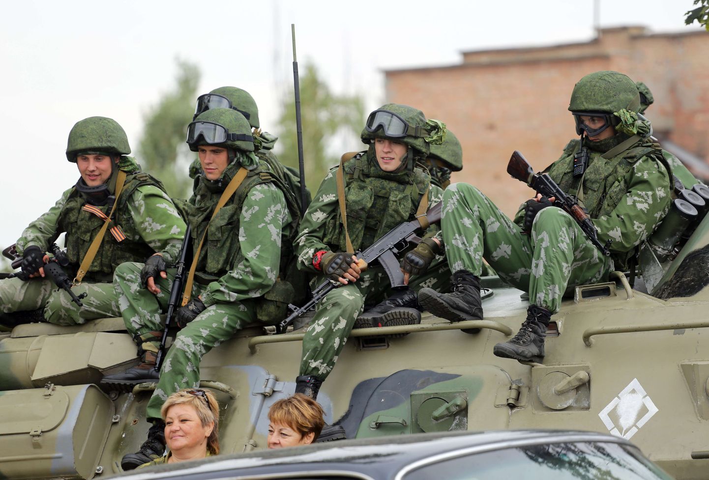 Vene-meelsed võitlejad Donetskis.