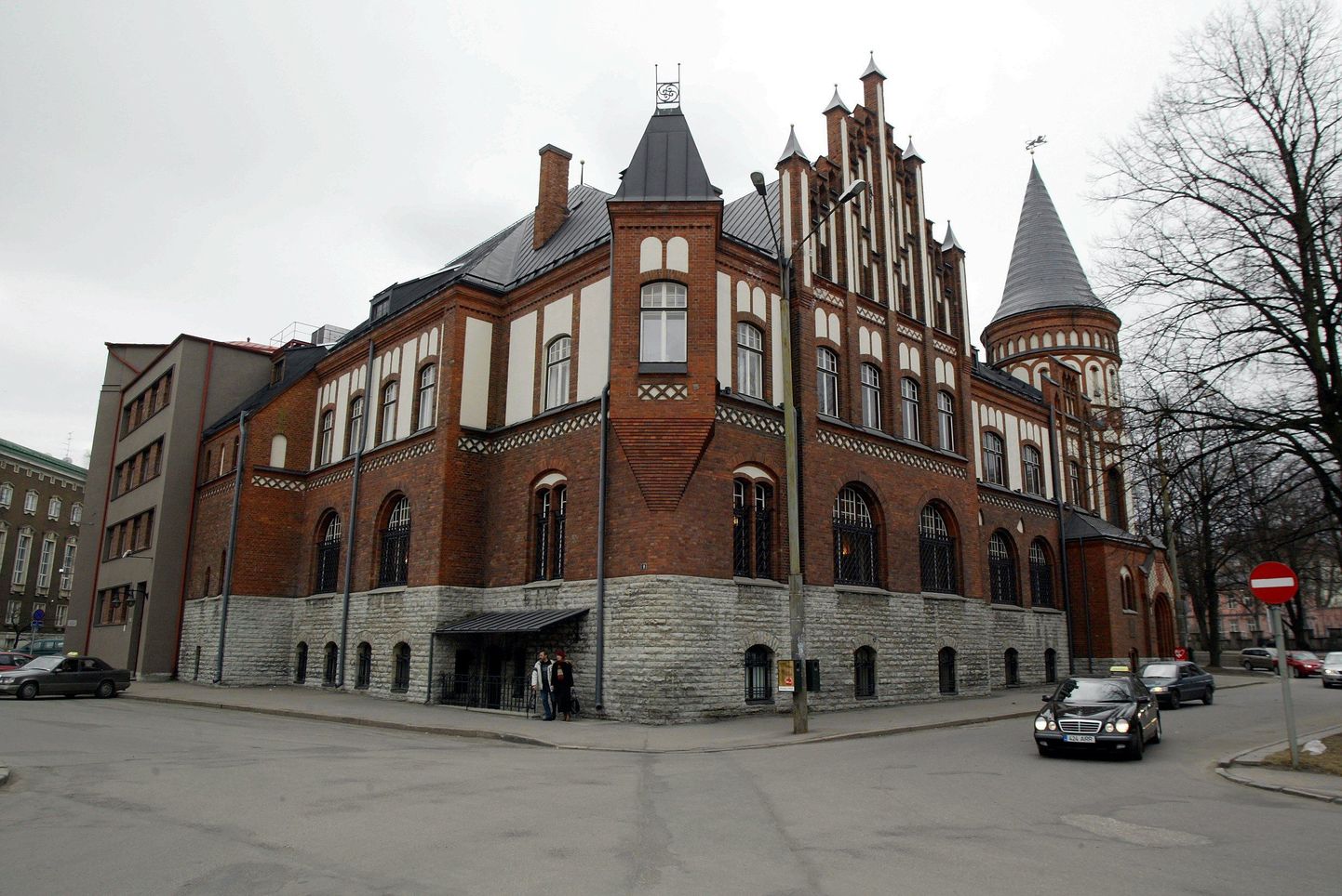 Eesti Panga kuulus hoone.