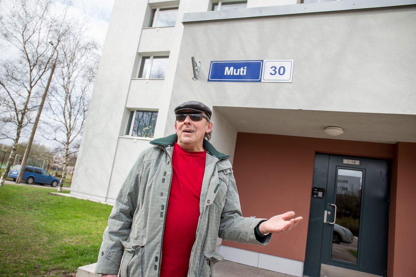 Tallinnas asuva Muti tänava elanikud pole rahul plaaniga muuta nende tänava nimi Mügri tänavaks. Lisaks muutuvale tänavanimele muutuksid ka majanumbrid, peab Muti tänava elanik Aarne Jusson häirivaks.