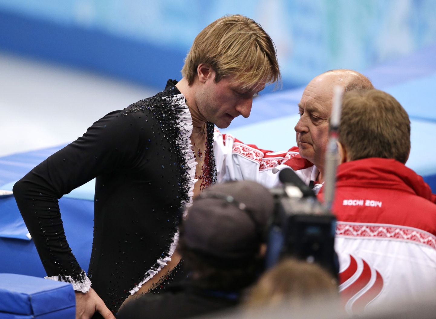 Евгений Плющенко и его тренер Алексей Мишин.