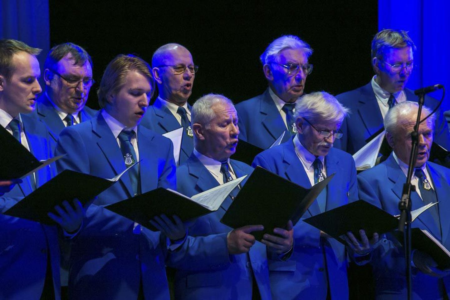 Sakala meeskoor usub, et kuni elab eesti meeste laul, elab ka armastus oma maa, kodu ja pere vastu.
