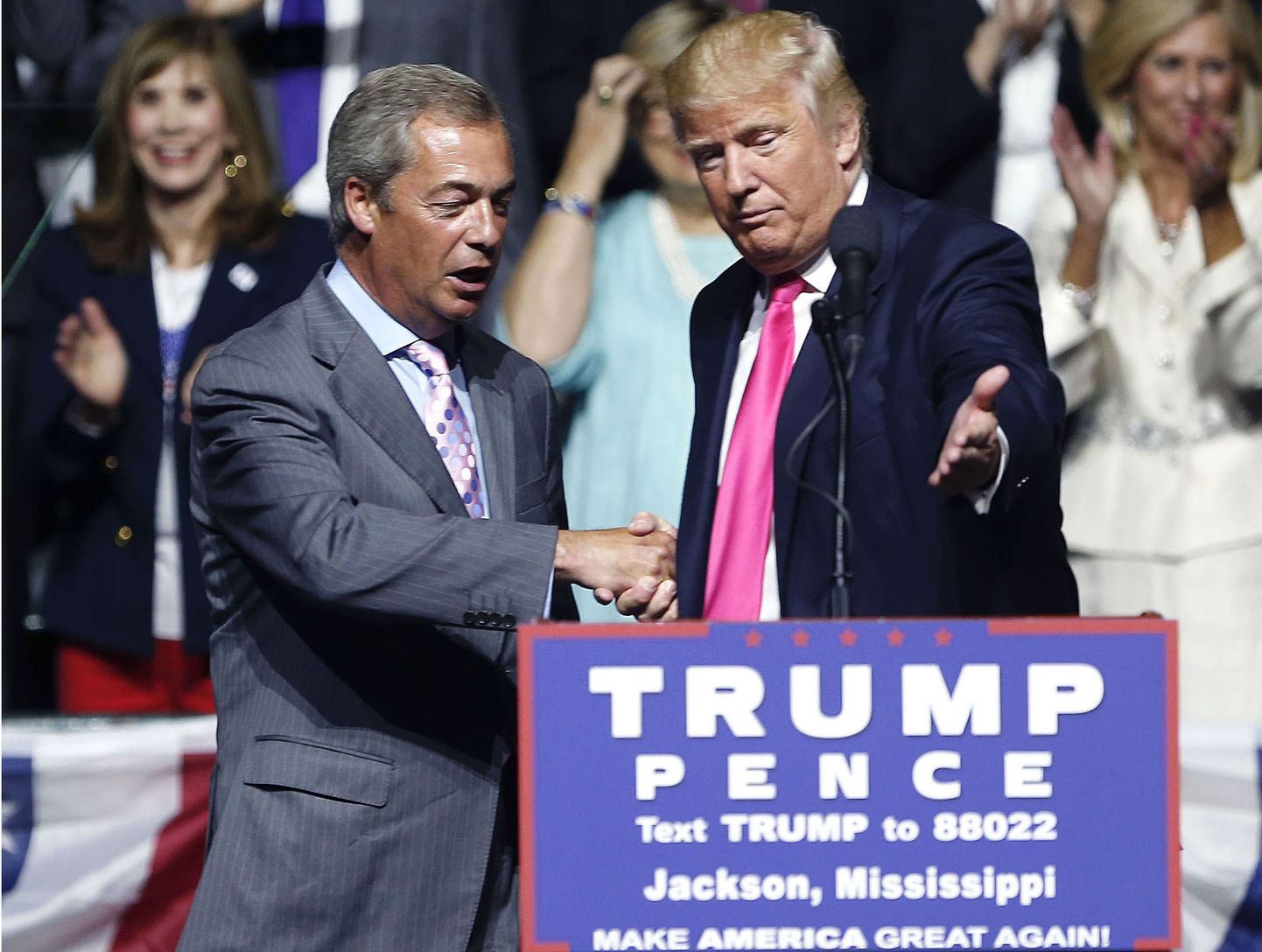 Briti euroskeptik Nigel Farage ning toonane USA presidendikandidaat Donald Trump mullu augustis.