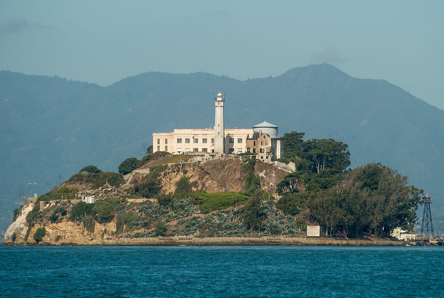 Alcatrazi vangla