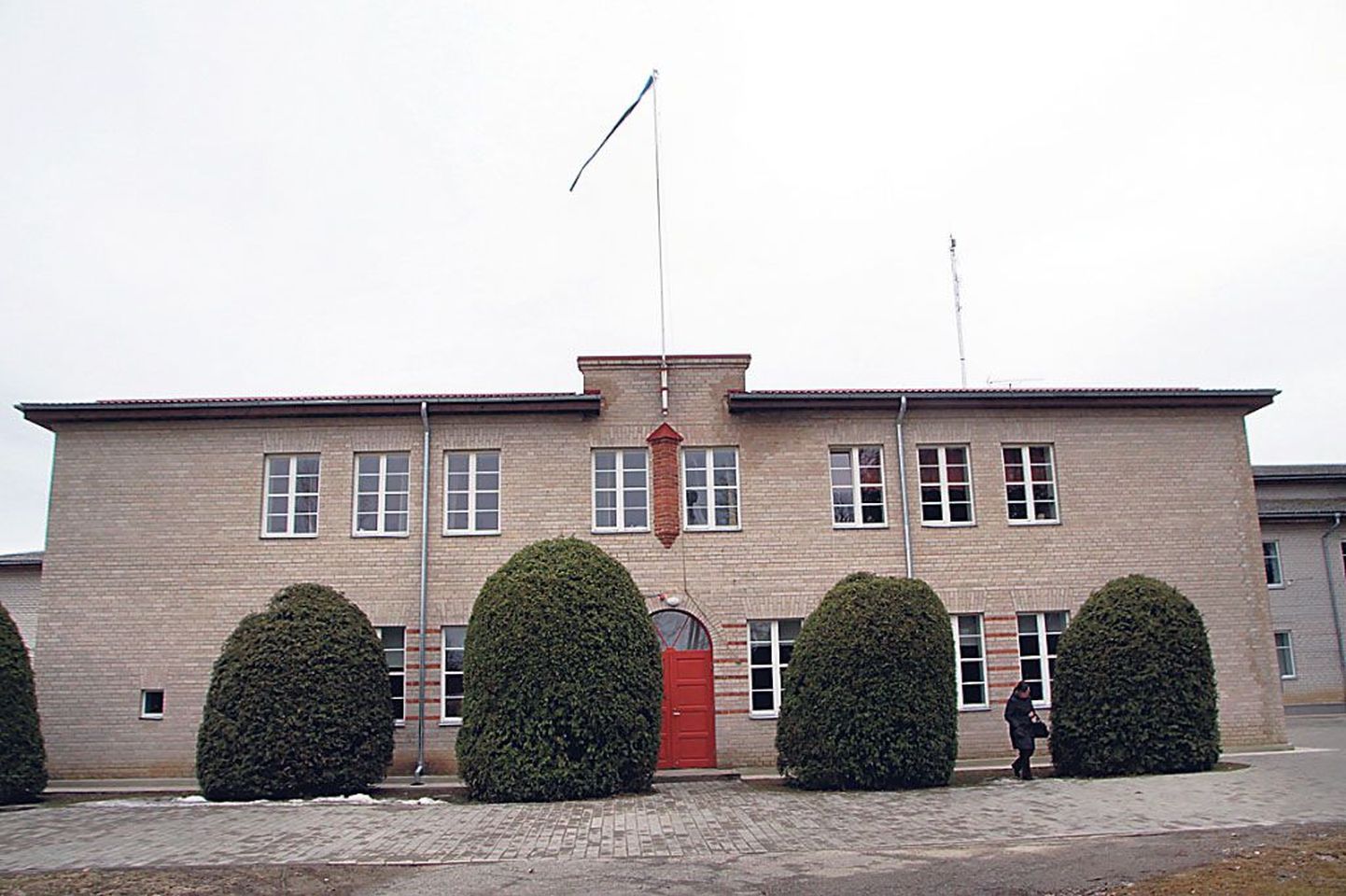 Pärnumaal tegevuse lõpetavate koolide nimekirja jätkab Viira kool, auväärne 1858. aastal asutatud õppeasutus.