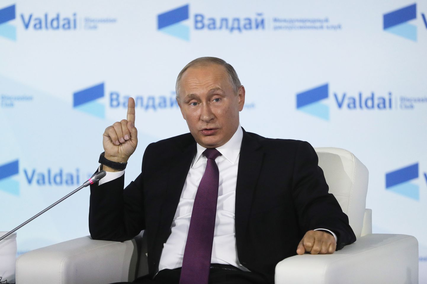 President Vladimir Putin Valdai mõtteklubi kohtumisel Sotšis.