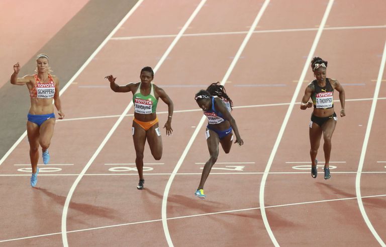 Naiste 100 meetri jooksu finiš Londoni MMil. Võitja on USA sprinter Tori Bowie