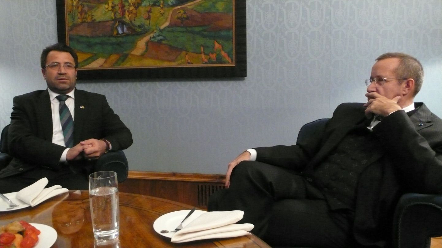 Helmandi provintsi kuberner Gulab Mangal ja president Toomas Hendrik Ilves.