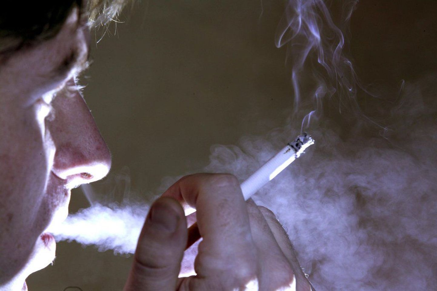 Passiivne suitsetamine tapab aastas sadu tuhandeid inimesi.