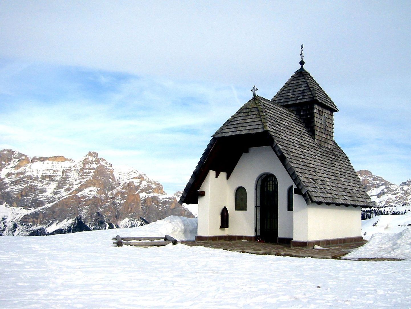 Rootsis suletakse talveks sadu kirikuid