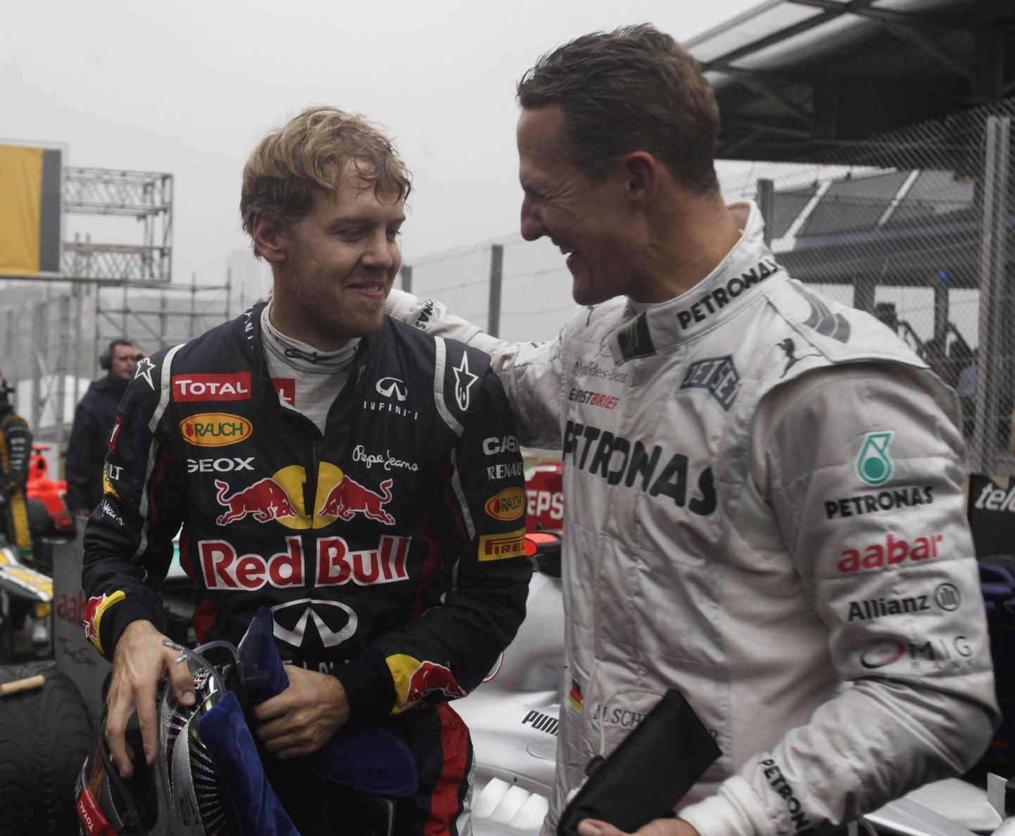 Michael Schumacher (paremal) ja Sebastian Vettel 2012. aastal